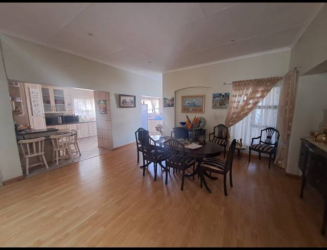 3 BEDROOM TOWNHOUSE TO LET IN ARCON PARK